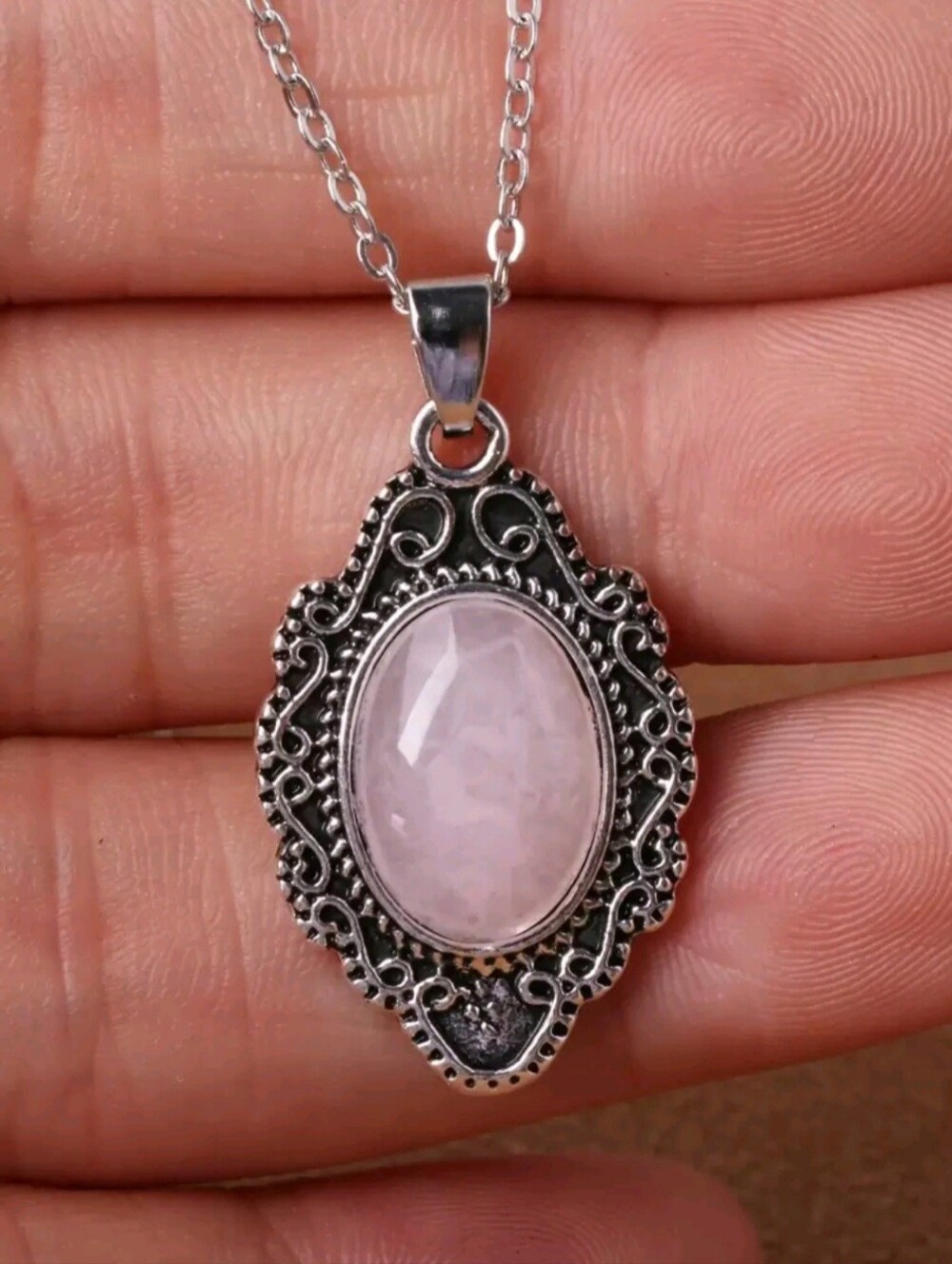 1pc Alloy Antique Silver Plated Quartz Crystal Necklace With Multicolor Resin